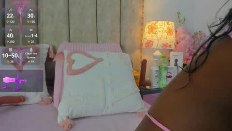 Shanel online show from March 11, 2:09 pm