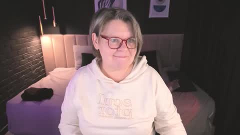 Shannon online show from March 15, 5:31 am