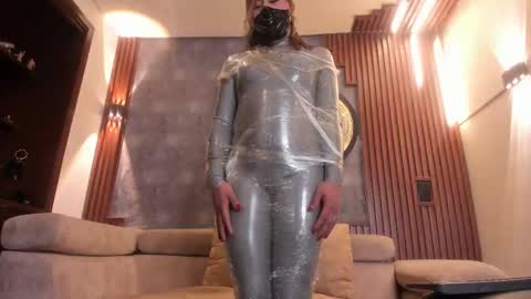 Sharith  online show from March 28, 8:41 pm