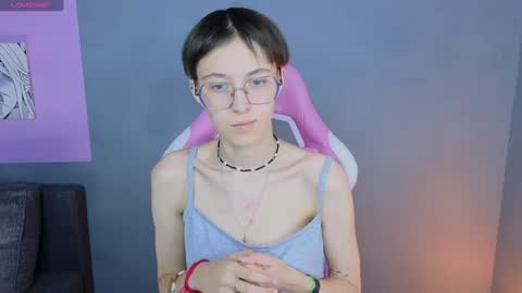 Snapshot of sharli_rose chatting on December 30, 2:30 pm Sharli online show from December 30, 2:30 pm