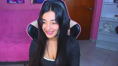 Pamela online show from April 18, 10:20 pm