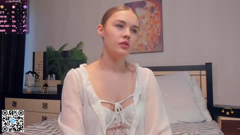 Violet online show from January 25, 8:10 am