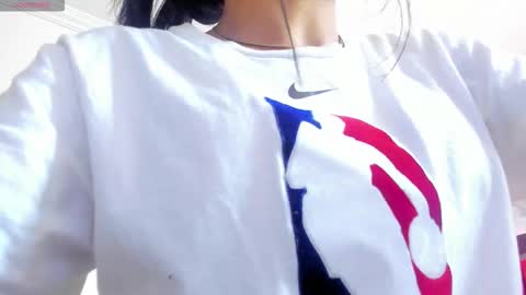 sheilly_brown online show from December 4, 7:25 pm