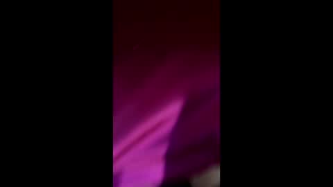 shelbsss17 online show from May 1, 5:27 pm