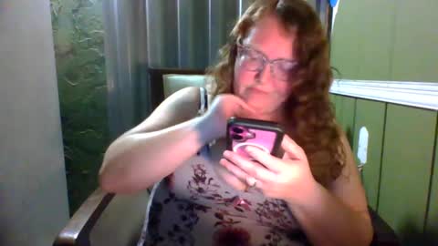 Red online show from September 24, 3:27 am