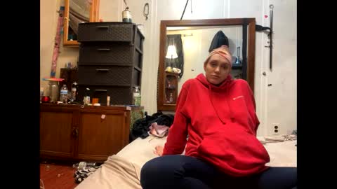 Shelby holes online show from December 14, 10:28 pm