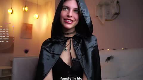 Alex online show from October 31, 1:40 am