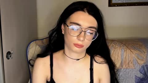 Alice online show from April 15, 7:58 pm