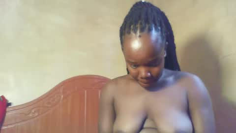 Shenahnaughtyindependent model online show from December 19, 9:34 am