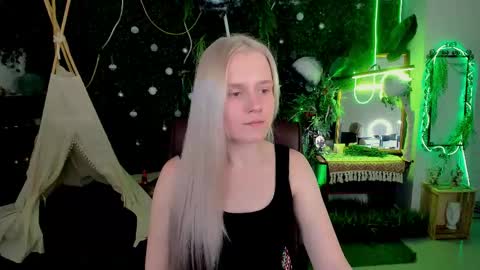 Sweet Sherri online show from May 28, 5:38 am