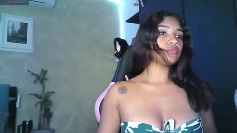 Secret Muse online show from February 20, 2:32 am