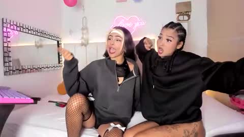 sheyla_vegas online show from March 8, 3:54 am