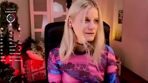 help me reach my first 25 thumbs up online show from January 11, 11:21 pm