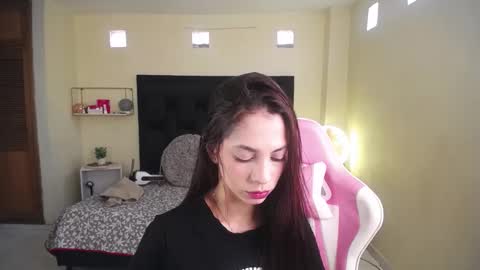  kendal  online show from October 27, 2:34 pm