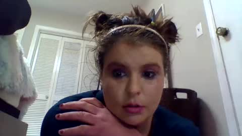 shmooinaround online show from December 24, 12:22 am