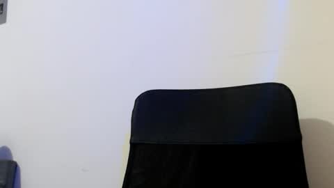 Shopie Hank  online show from February 9, 3:20 am