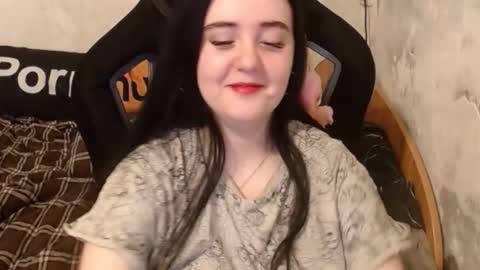 Snapshot of show_for_you chatting on October 20, 12:30 pm show_for_you online show from October 20, 12:30 pm