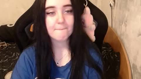 Snapshot of show_for_you chatting on September 8, 4:39 pm show_for_you online show from September 8, 4:39 pm