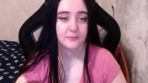 Snapshot of show_for_you chatting on December 4, 11:30 am show_for_you online show from December 4, 11:30 am