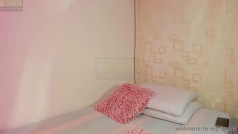 Angel  online show from April 25, 1:52 pm