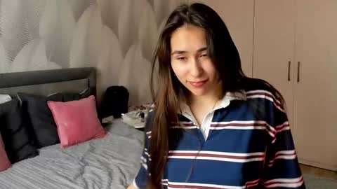 Mika online show from March 10, 4:38 am