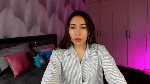 Mika online show from October 26, 2:29 am