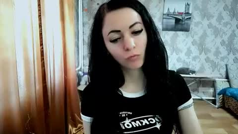 shy_cat_candy online show from June 18, 10:53 am