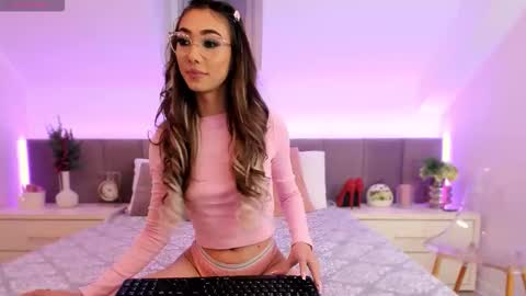 shy_eveline online show from March 23, 6:14 pm