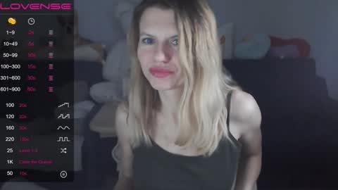 Snapshot of shy_moony chatting on January 21, 10:51 pm just Alex online show from January 21, 10:51 pm