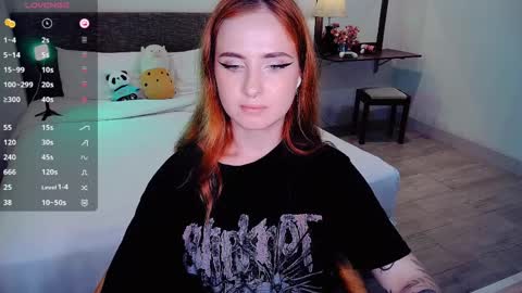 Effie online show from April 8, 1:02 pm