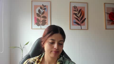 shylittlebunny online show from February 24, 3:43 pm