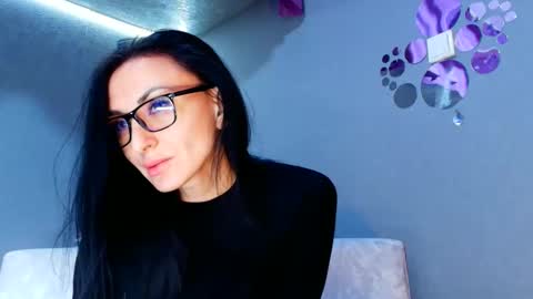 Siaconna online show from March 2, 7:15 am