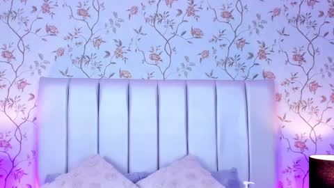 Snapshot of sienna_lorengb chatting on February 28, 11:14 am Camila Vargas online show from February 28, 11:14 am