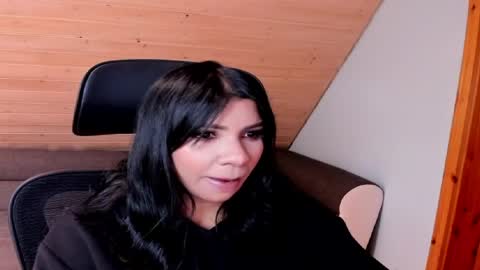 siirena online show from April 14, 4:18 pm