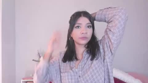 siirena online show from February 5, 5:38 pm