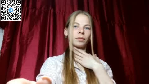 JULIANA online show from March 25, 9:39 pm