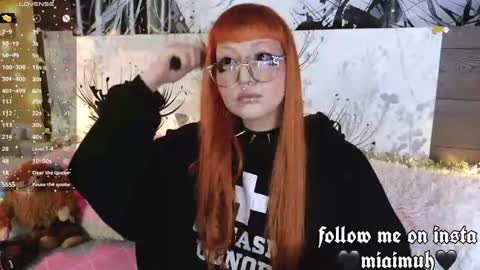 Mia online show from January 8, 11:20 pm