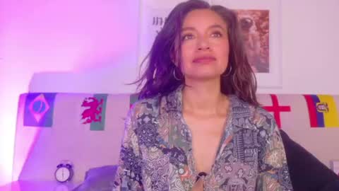 simone_feral online show from June 25, 11:34 am