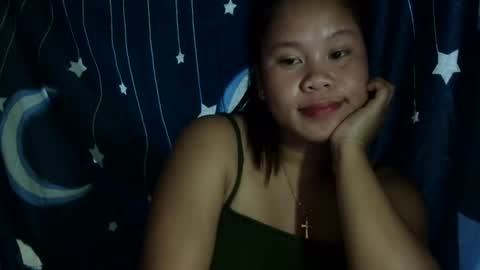 Snapshot of simply_y0urs chatting on February 7, 7:06 pm simply_y0urs online show from February 7, 7:06 pm