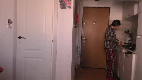 simyhvn online show from March 11, 6:39 am