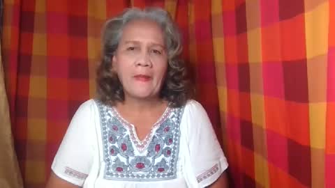 Snapshot of single_momma68 chatting on January 7, 10:55 am Single momma68 online show from January 7, 10:55 am