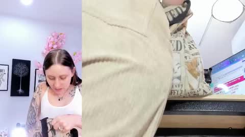 Siouxsie online show from December 20, 11:25 am