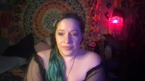 Snapshot of sirenfalls888 chatting on October 6, 4:18 am RavenFalls Aphrodite Priestess online show from October 6, 4:18 am