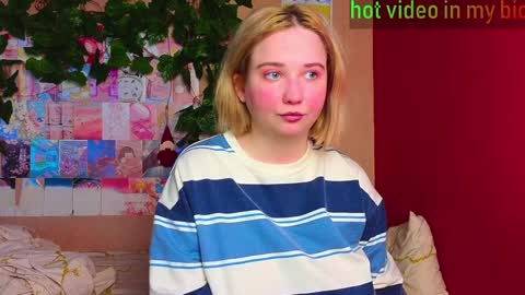 Xana  help me get 30 likes online show from December 23, 3:18 am
