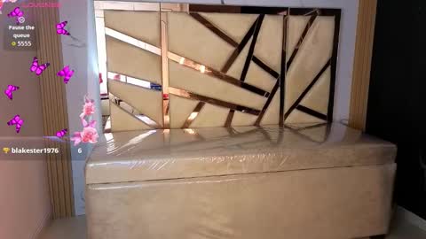 skaller_james_a online show from March 3, 7:42 pm