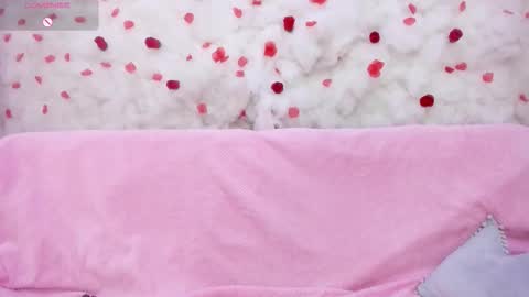 Skarlet  online show from November 25, 7:21 am