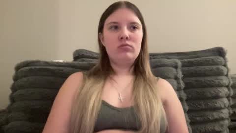 skiimaskabby online show from February 18, 4:33 am