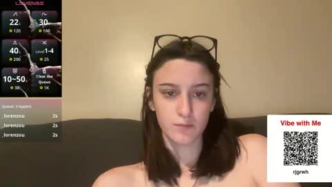 skinnyangel21 online show from February 25, 11:58 pm