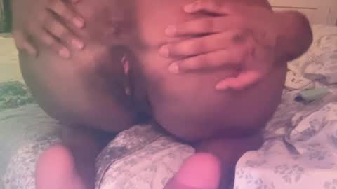 slimthicklatina11 online show from October 2, 10:37 pm