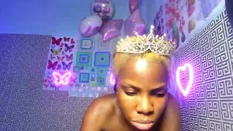 slimzyxdoll online show from December 17, 10:25 pm